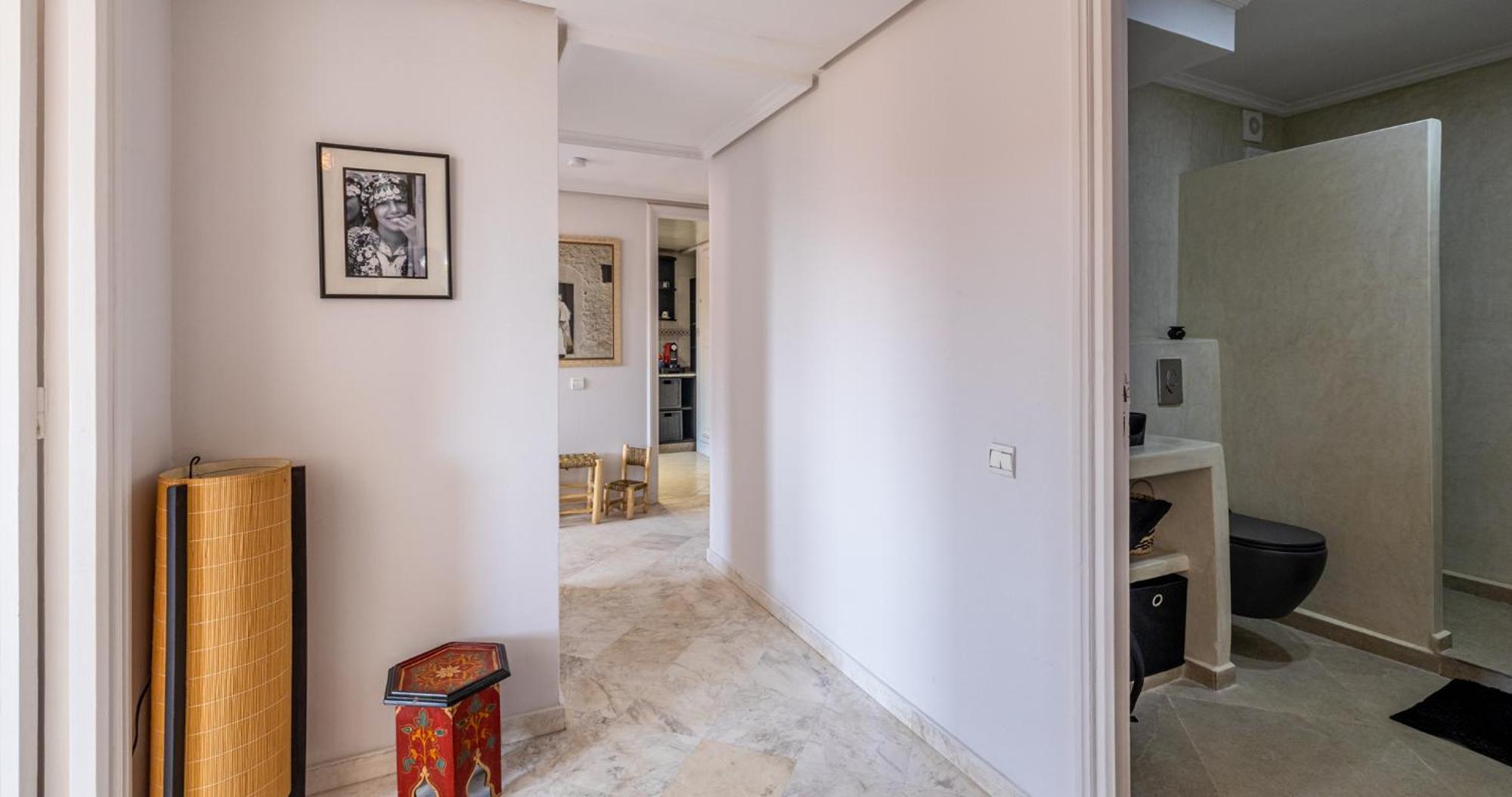 Charming 2-Bed Oasis Pool View Apartment มาร์ราเกช ภายนอก รูปภาพ